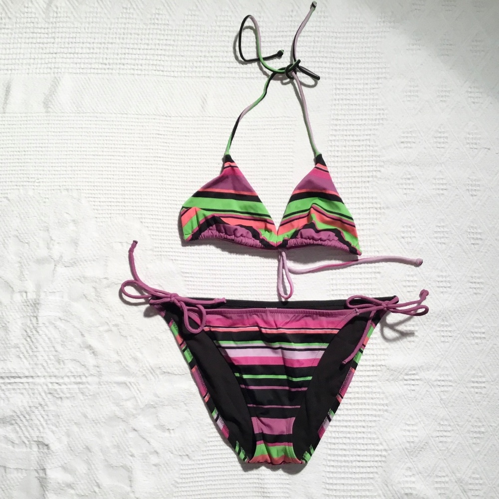 Victoria’s Secret Size M 2 Pc Striped Bikini Swimsuit VS Swim Suit